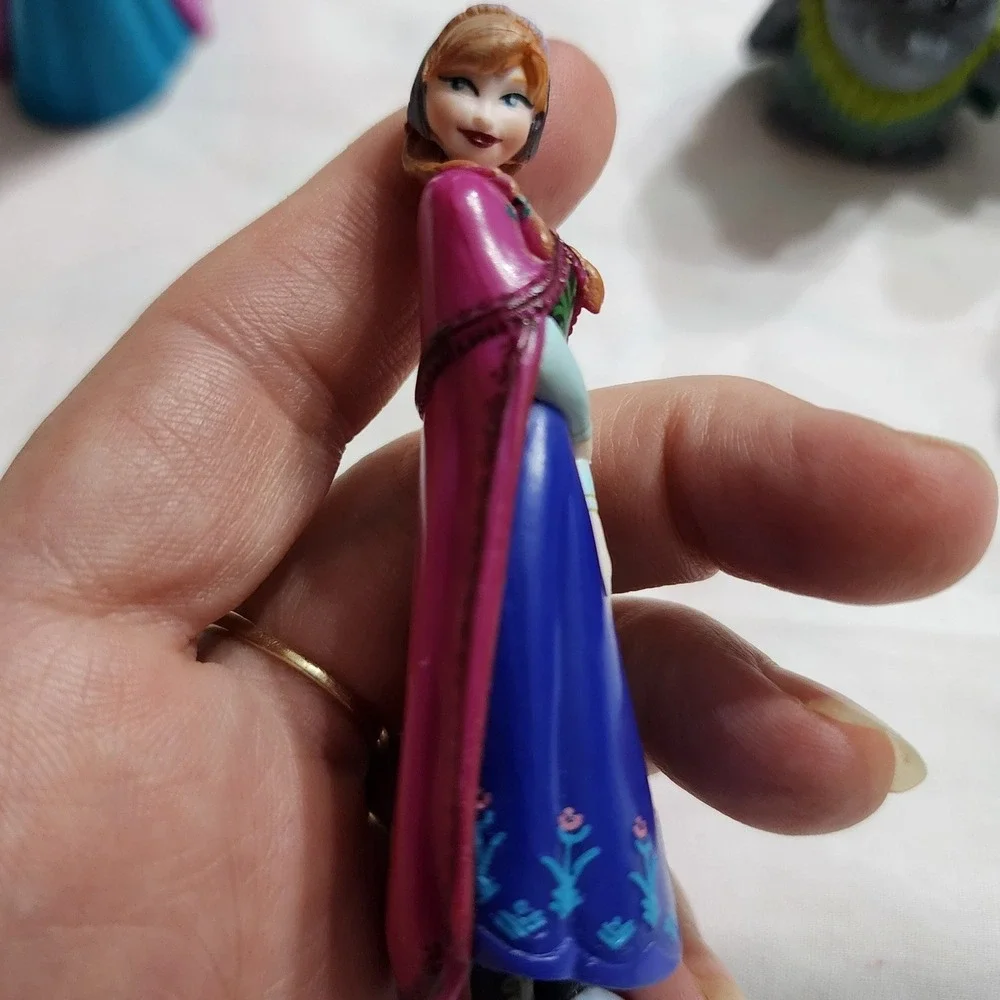 Disney Frozen Figurine Set Elsa Anna and Rock Trolls 6 Piece Toy Lot